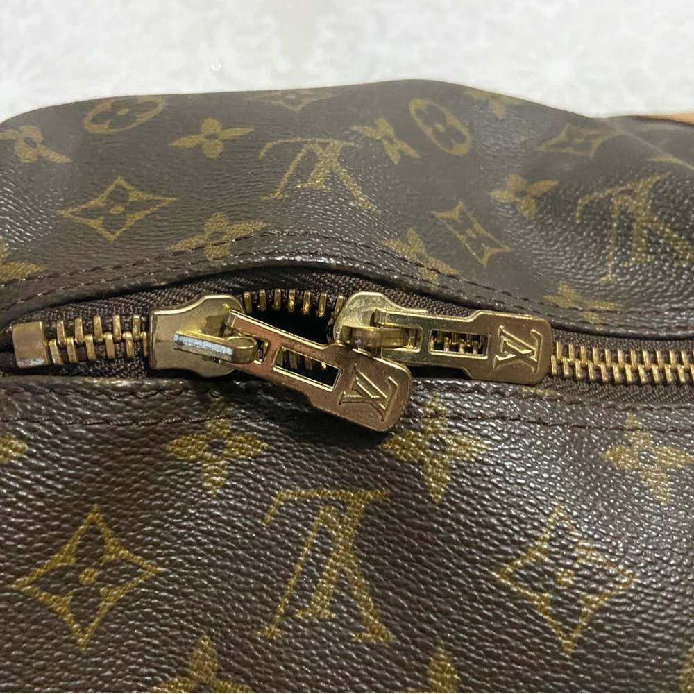 Authentic vintage Louis Vitton Monogram Keepall Bandolier 50 - Picture 9 of 11